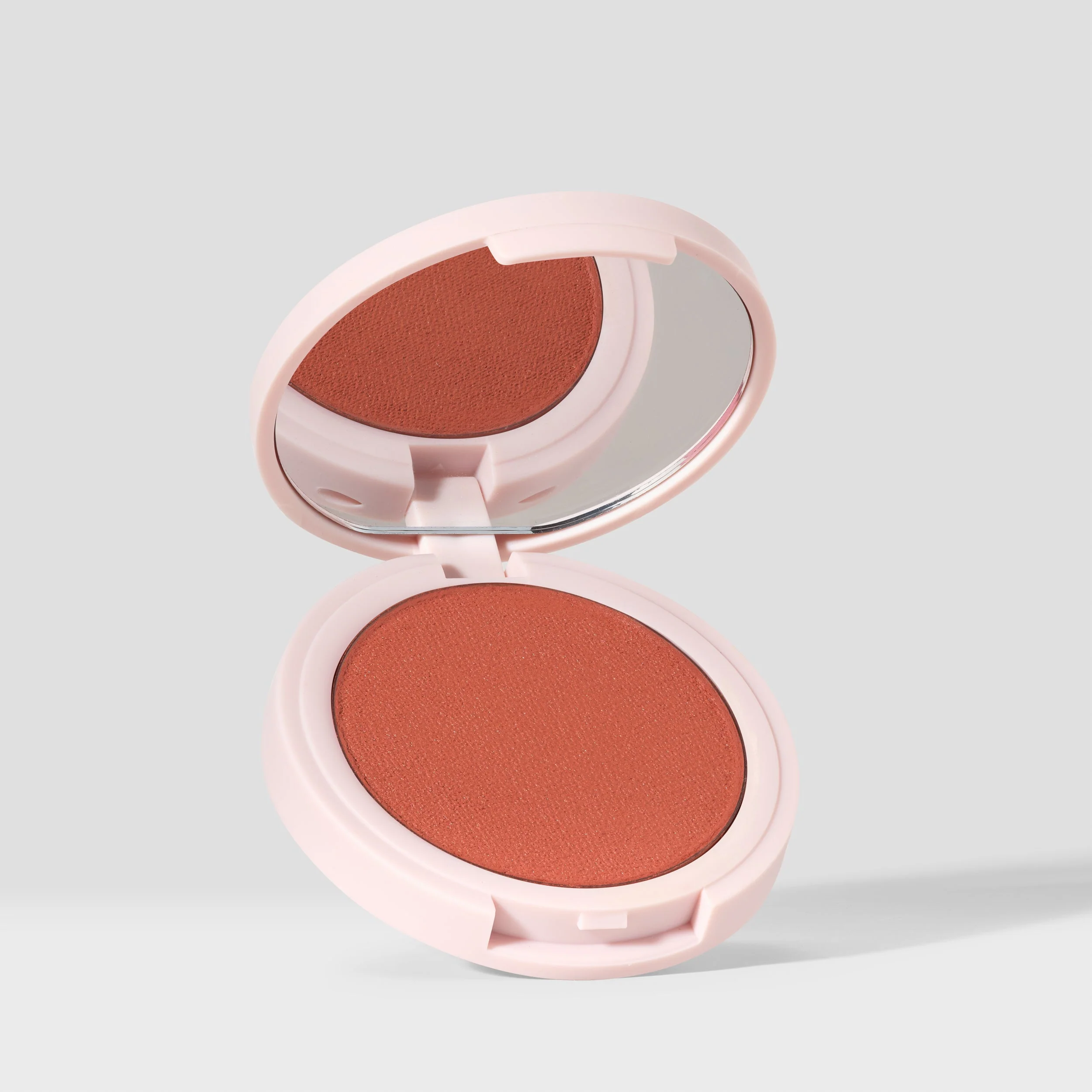 Kylie's Butter Cake Look Bundle - Image 7