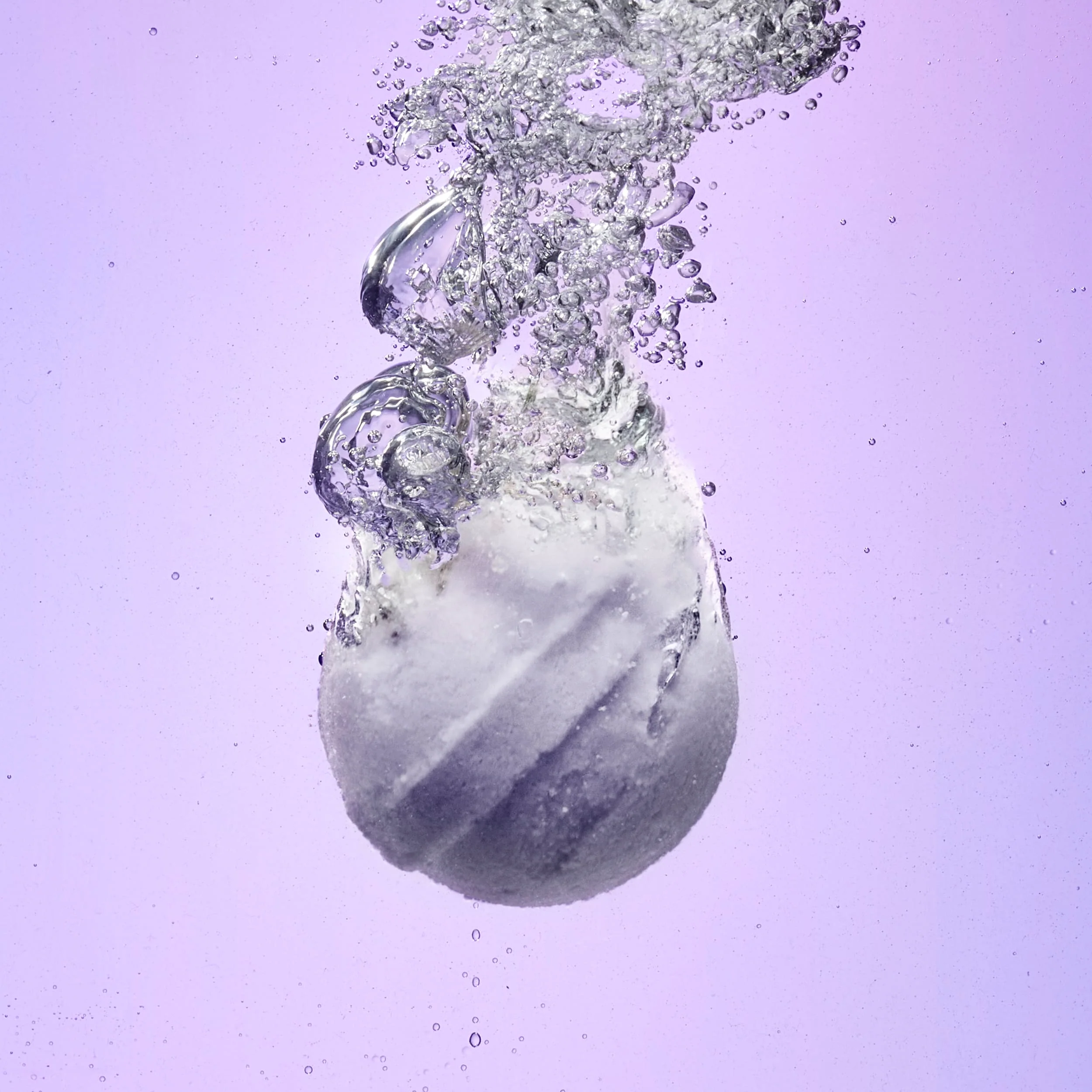 Lavender Bath Bomb - Image 4