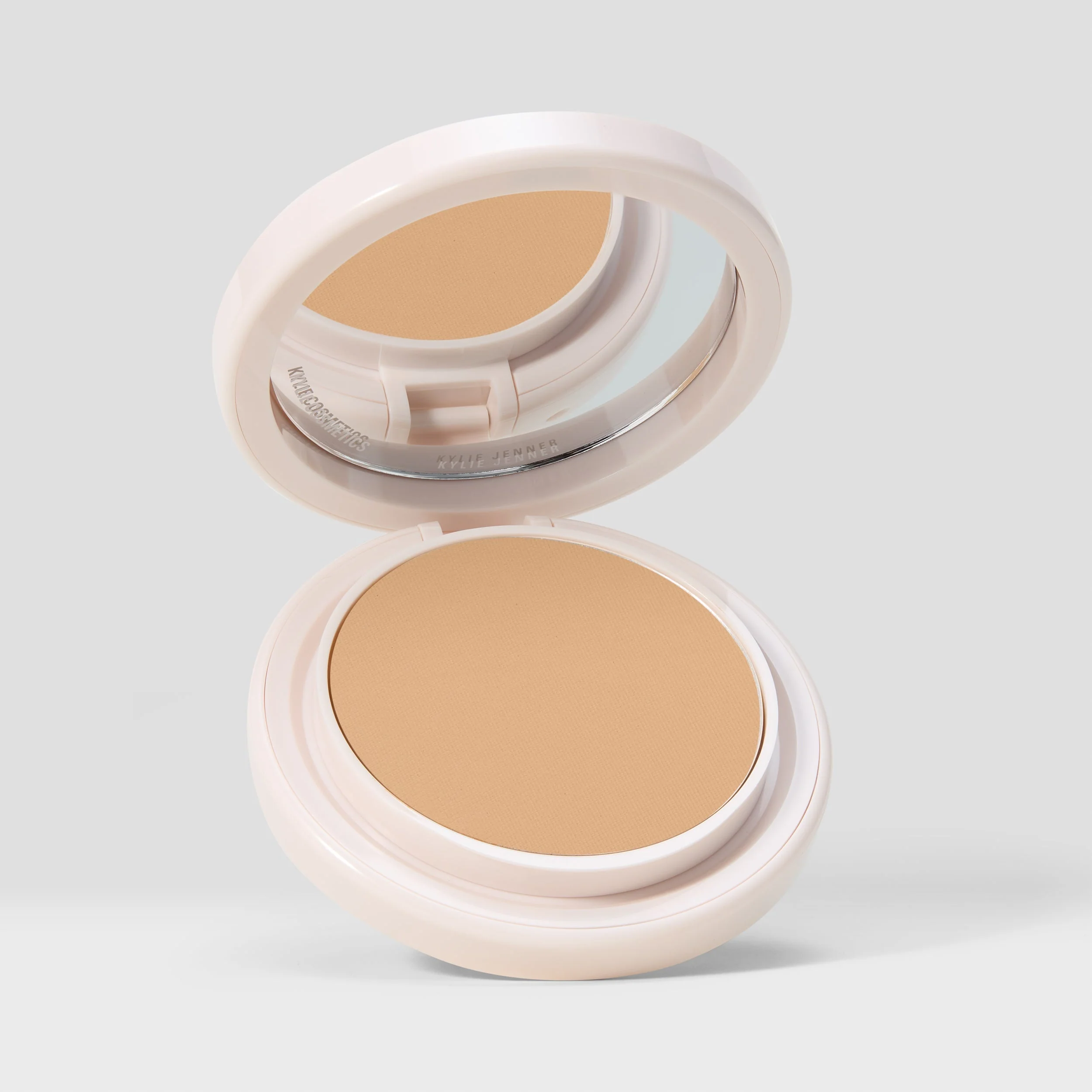 Kylie's Soft Sultry Look Bundle - Image 4