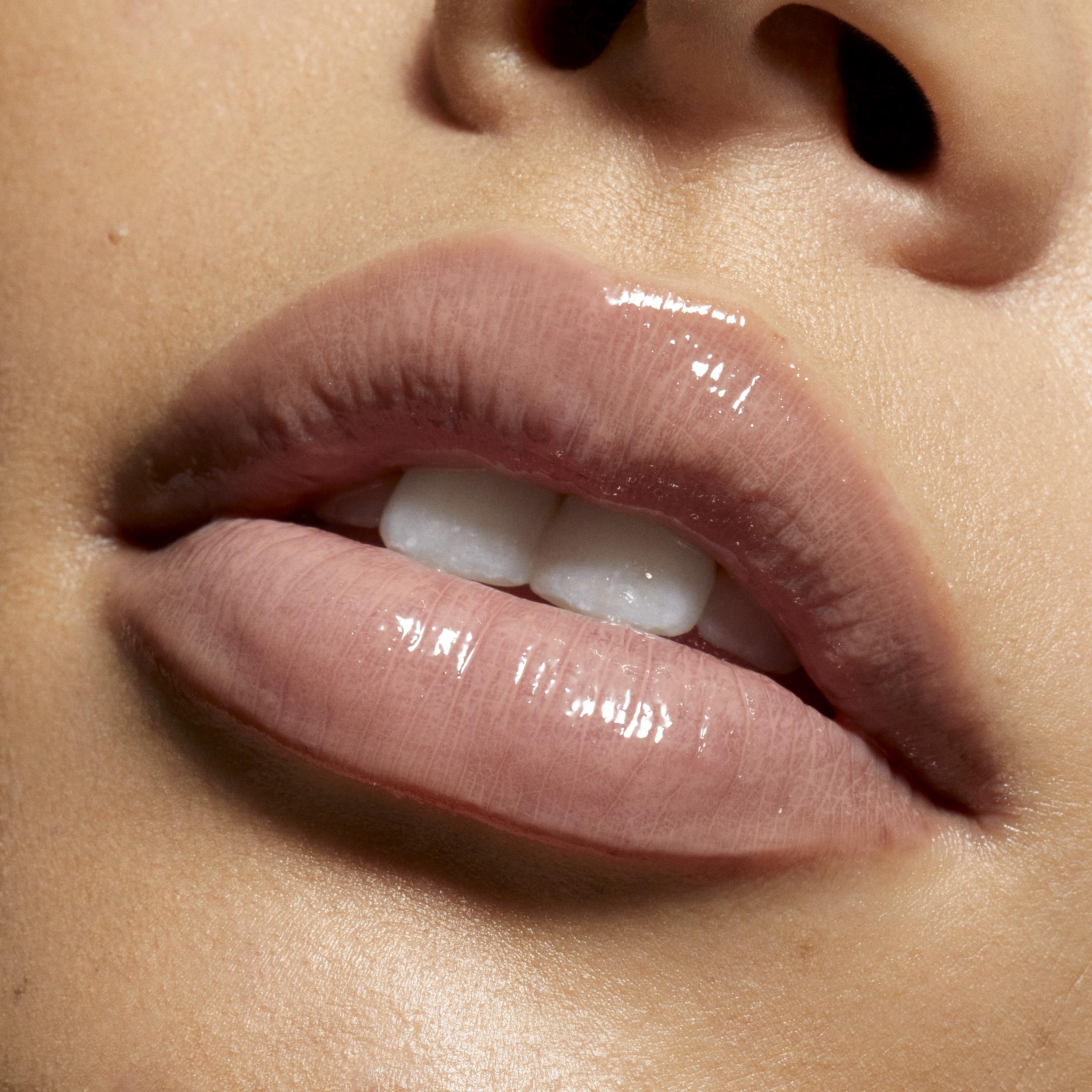 Supple Kiss Lip Glaze - Image 12